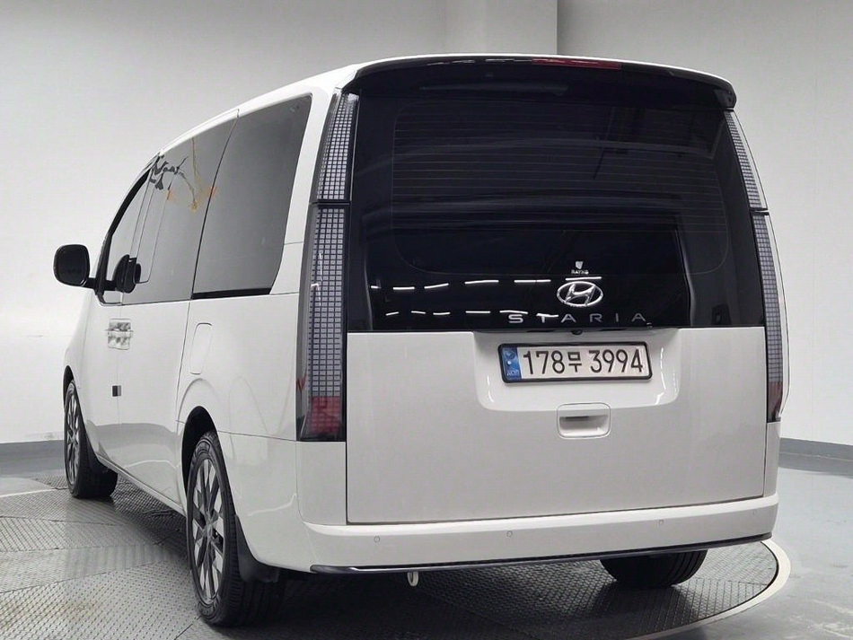 Staria Lounge Prestige