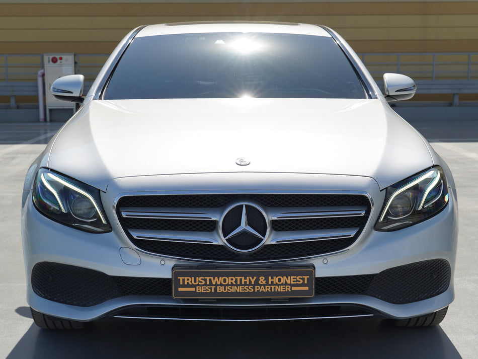 E220d 4MATIC AVANGARDE (SOLD OUT)
